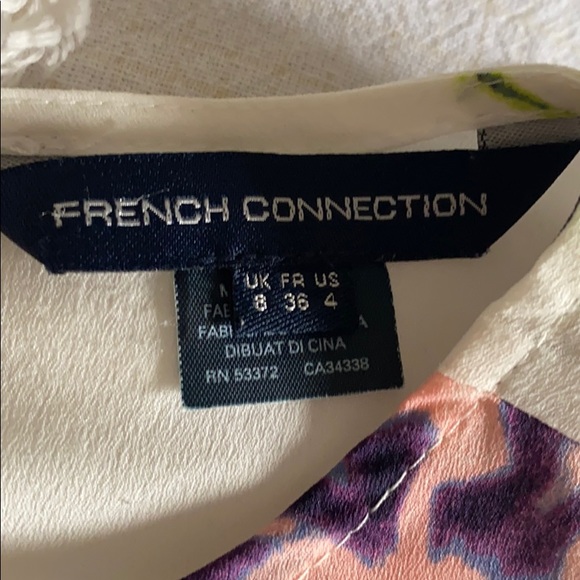 FRENCH CONNECTION flowery blouse 🌸 - Picture 3 of 5